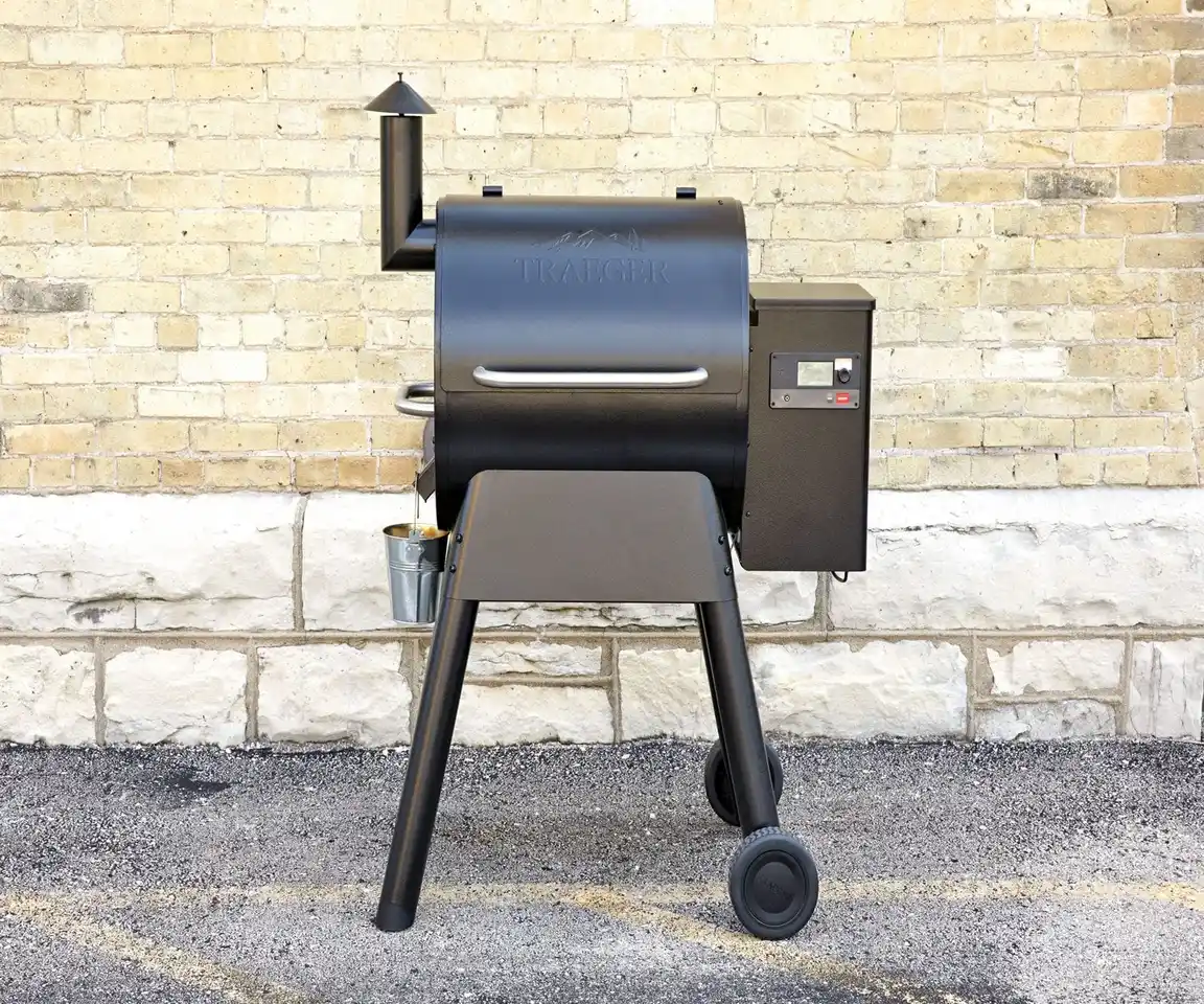Traeger Pro 575 pellet grill
